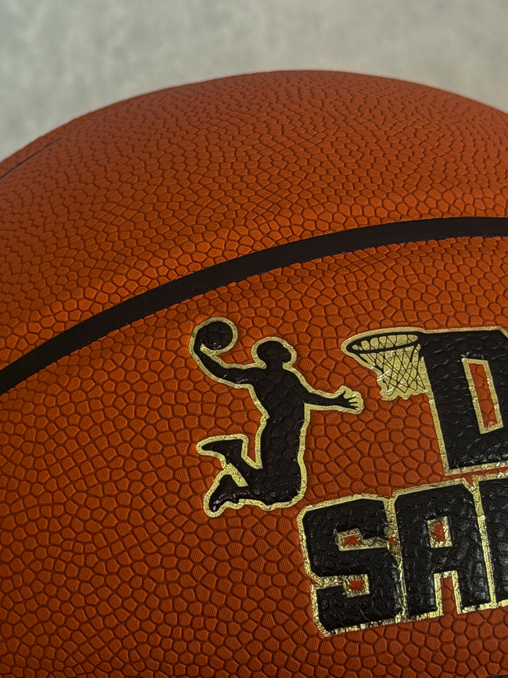 DOS SANTOS FIRSTBALL – Indoor & Outdoor